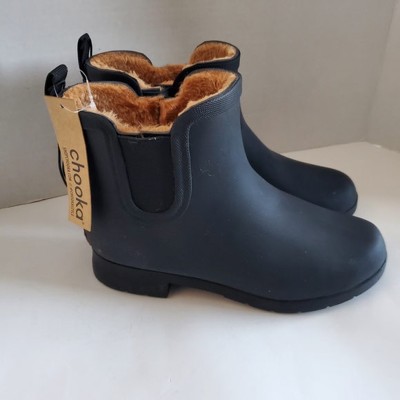 Chooka Women's Waterproof Plush Chelsea Bootie, Black, 8 - Picture 3 of 10